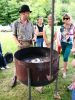 Backen am Kohlemeiler